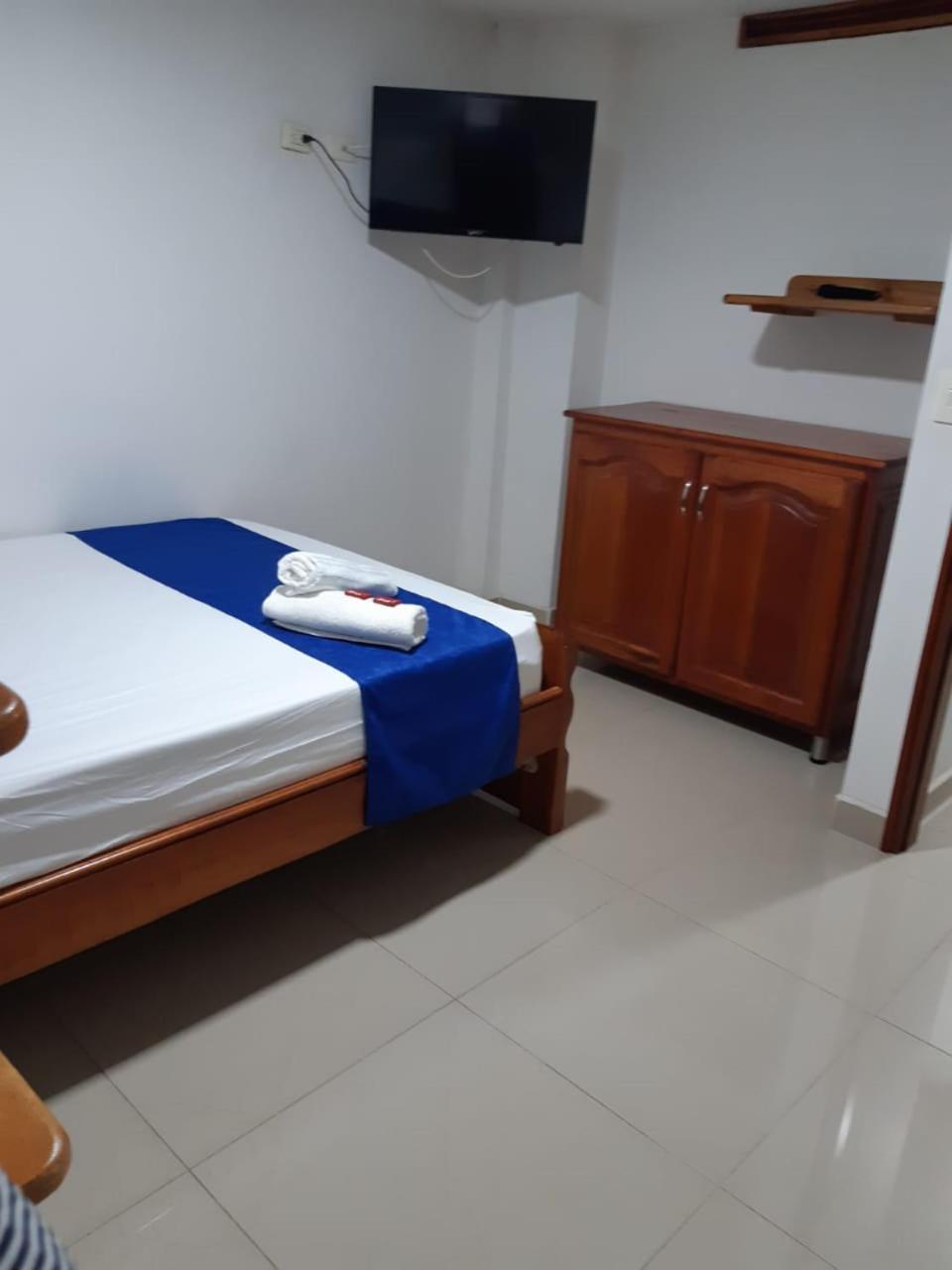 Hotel Jardin De Rosas Room photo